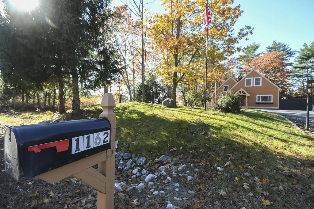 1162 Bridgton Road Westbrook ME 04092