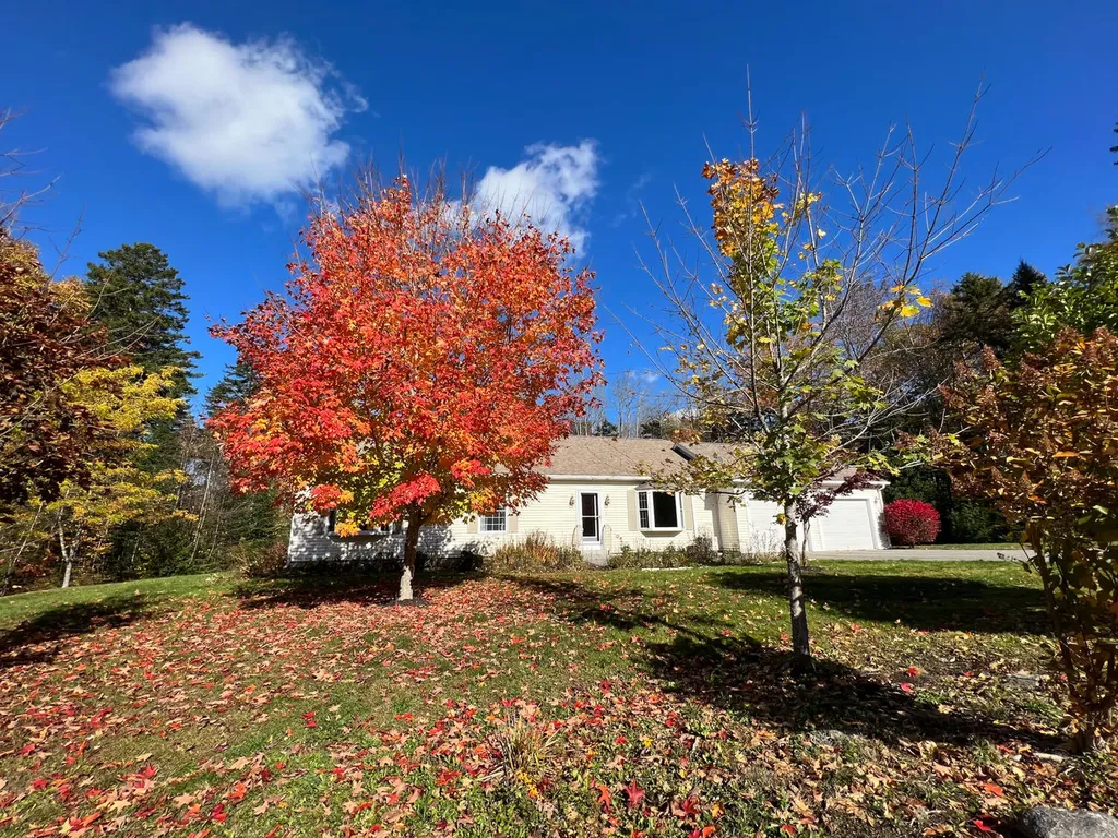 42 Grand View Road Ellsworth ME 04605