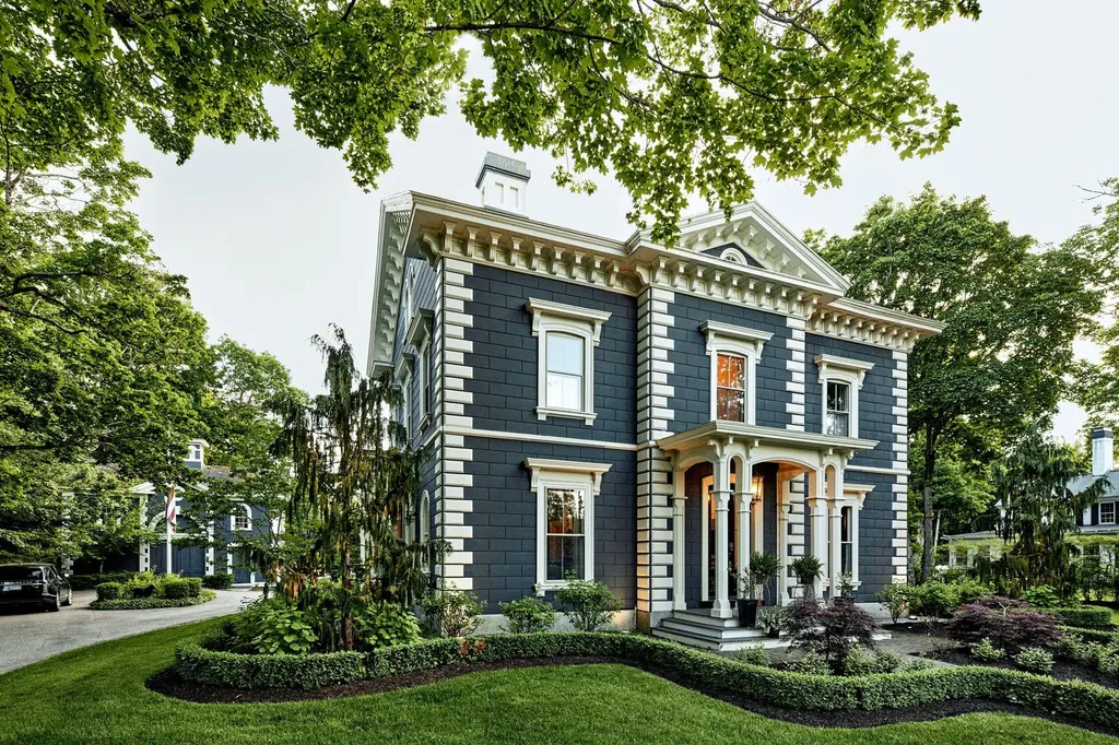 35 Summer Street Kennebunk ME 04043