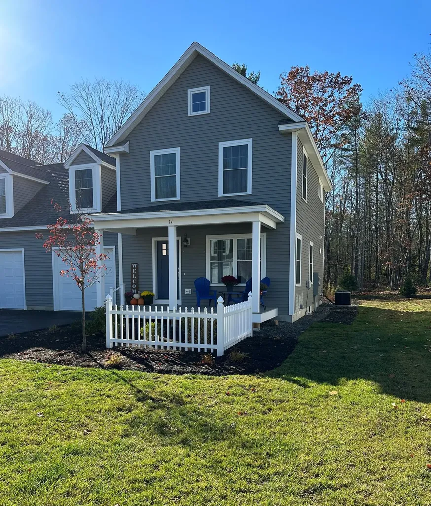 17 Webhannet Place Kennebunk ME 04043