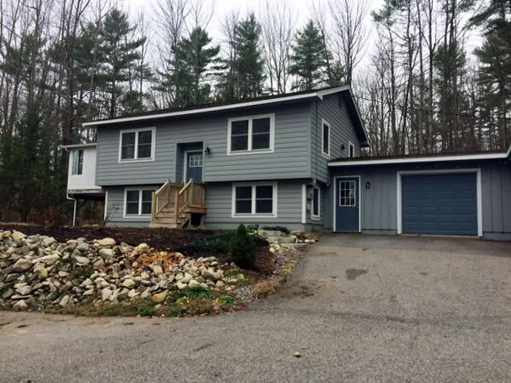 3 Spiller Hill Road Raymond ME 04071