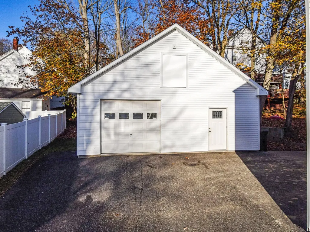 8 S Chestnut Street Augusta ME 04330