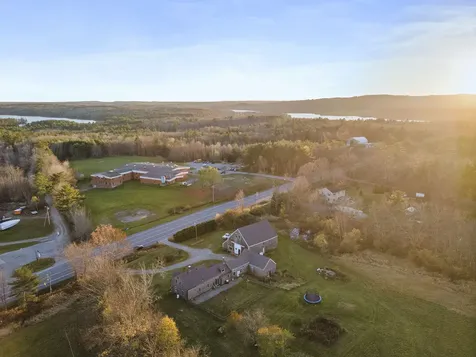 1021 Heald Highway Union ME 04862