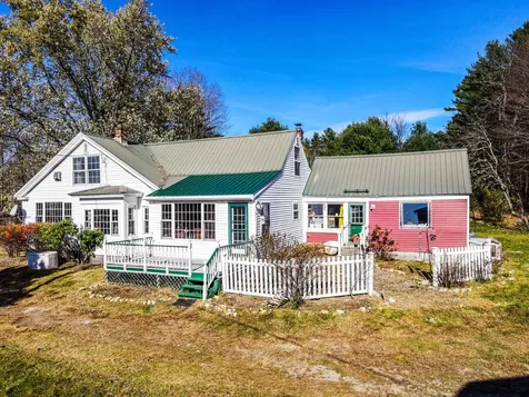 220 South Road Fayette ME 04349