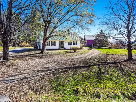 220 South Road Fayette ME 04349