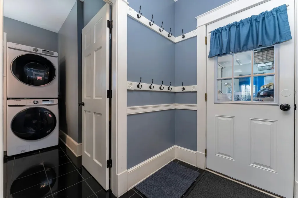 43 Mulberry Lane Oakland ME 04963