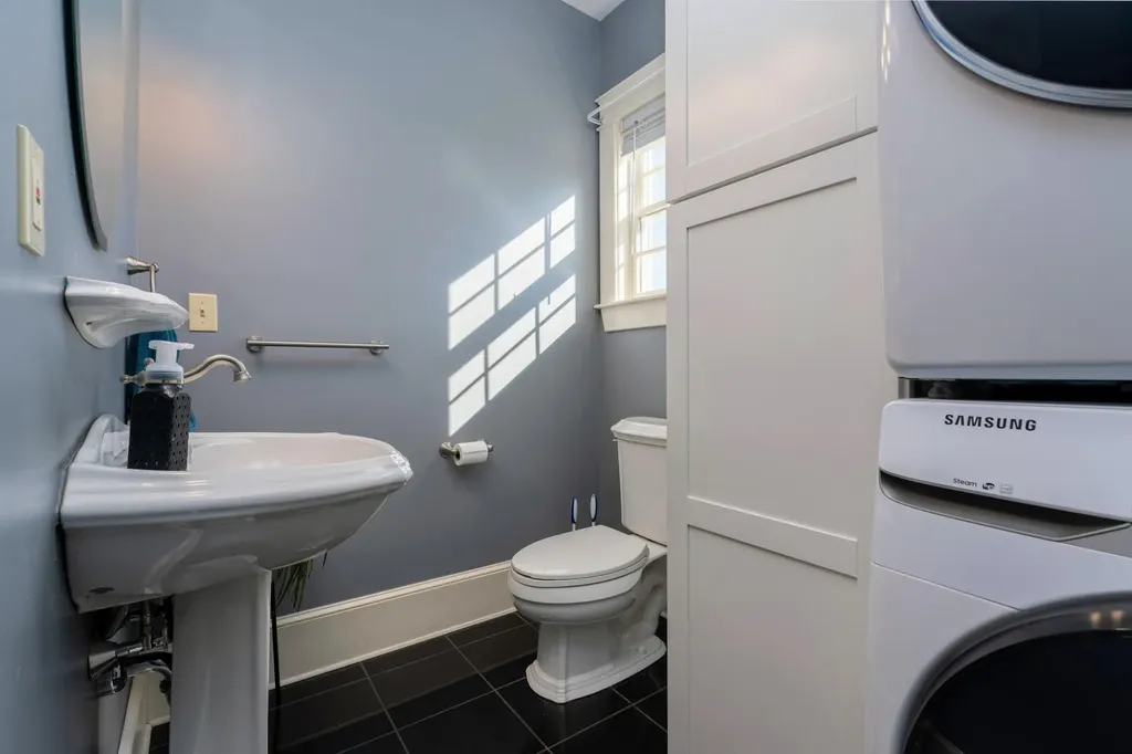 43 Mulberry Lane Oakland ME 04963