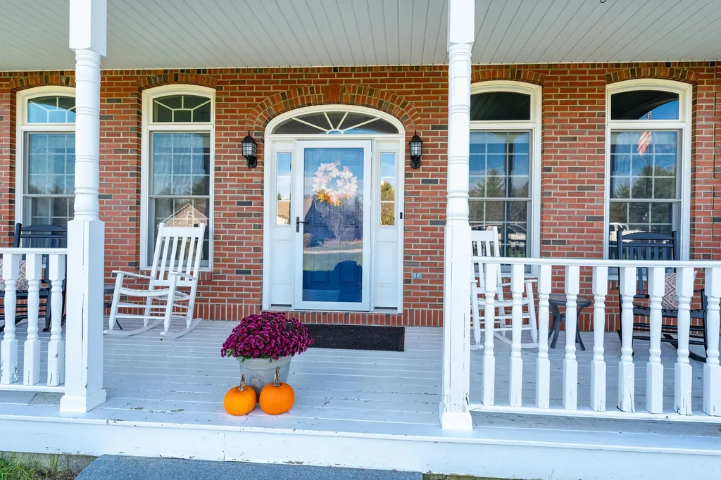 43 Mulberry Lane Oakland ME 04963