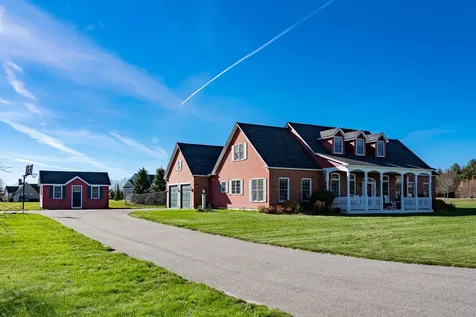 43 Mulberry Lane Oakland ME 04963