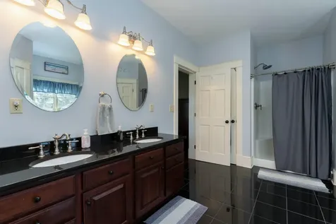 43 Mulberry Lane Oakland ME 04963