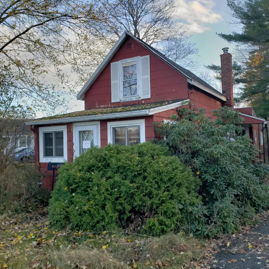 119 King Avenue Lewiston ME 04240