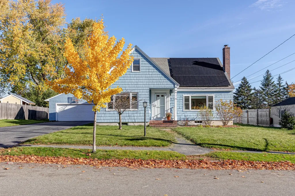32 Pya Road Portland ME 04103