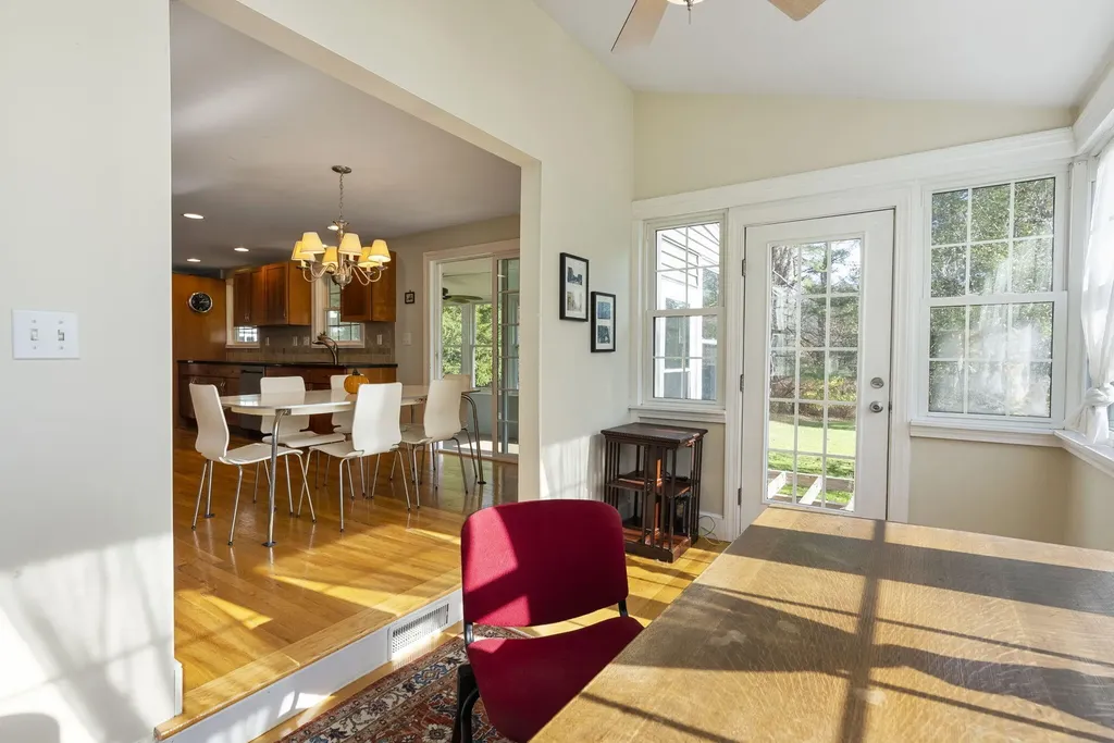 209 Middle Road Falmouth ME 04105
