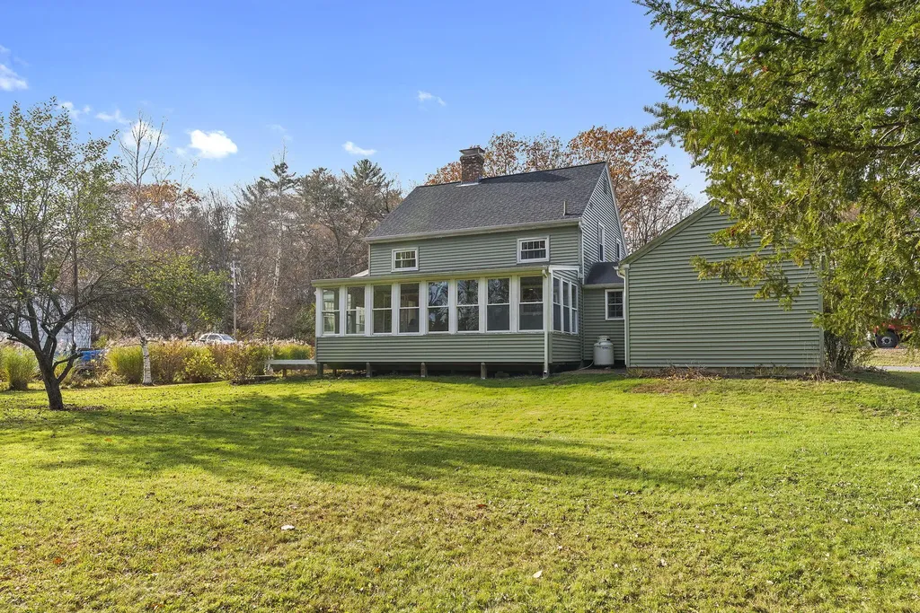 209 Middle Road Falmouth ME 04105