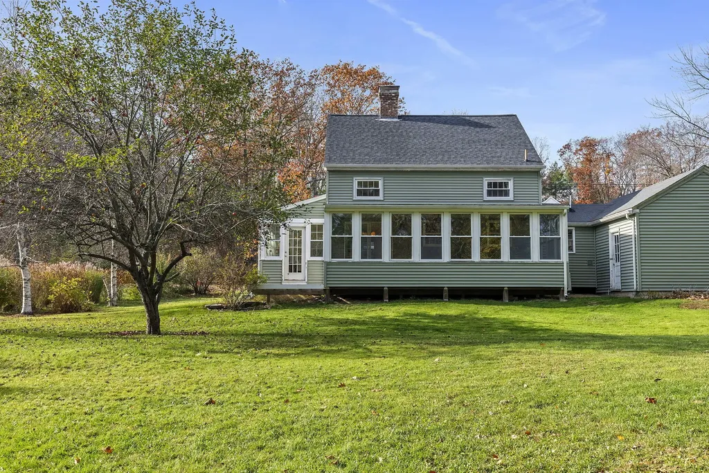 209 Middle Road Falmouth ME 04105
