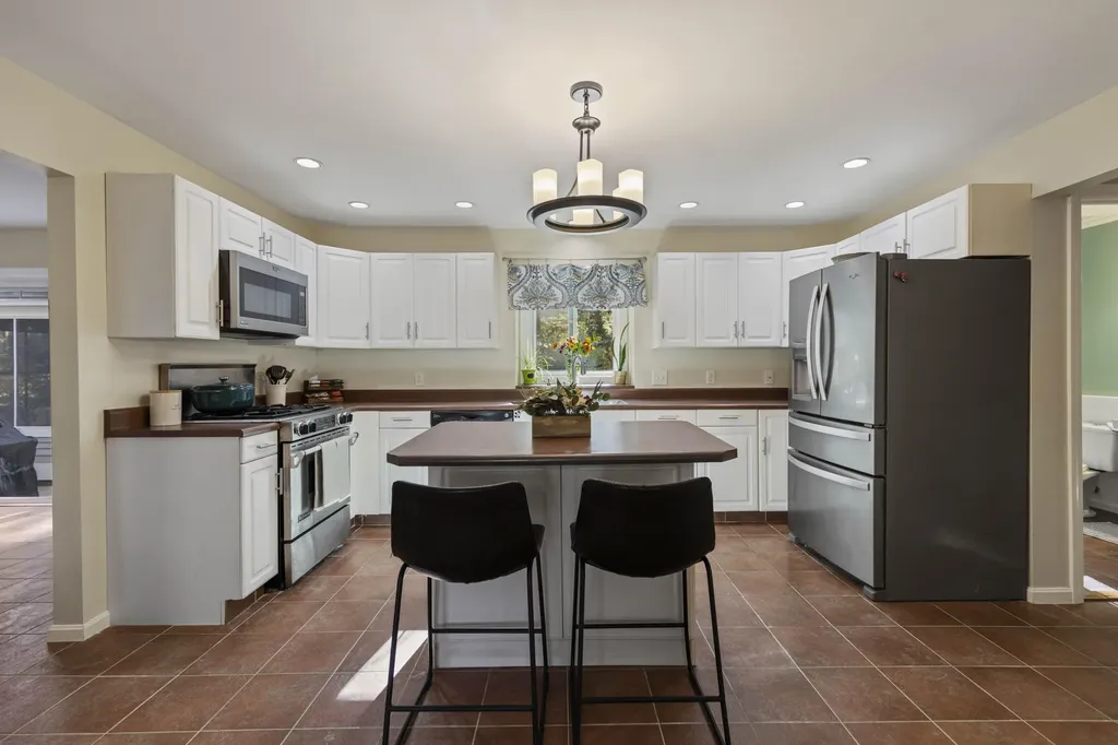 14 Fairway Drive Scarborough ME 04074