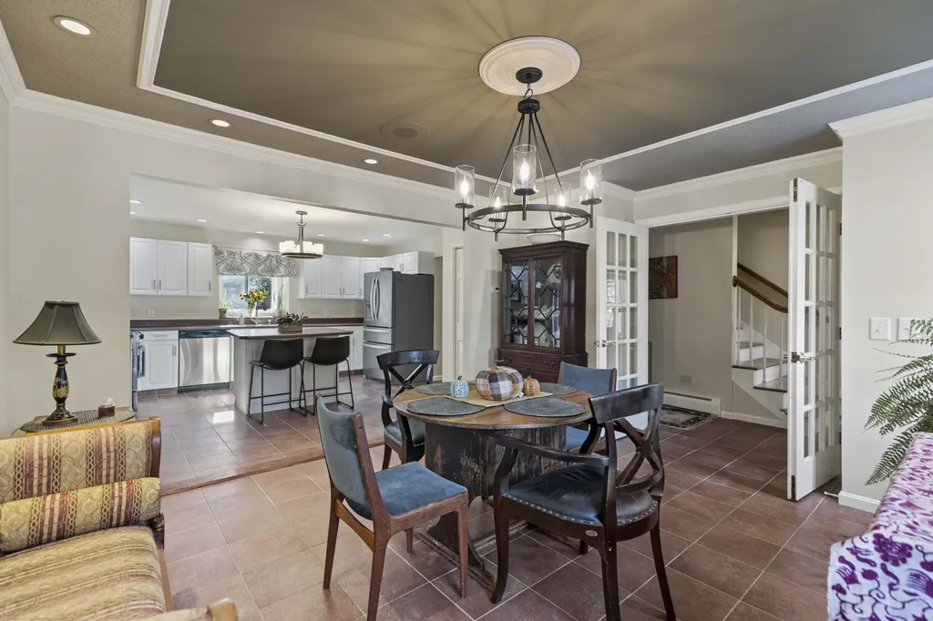 14 Fairway Drive Scarborough ME 04074