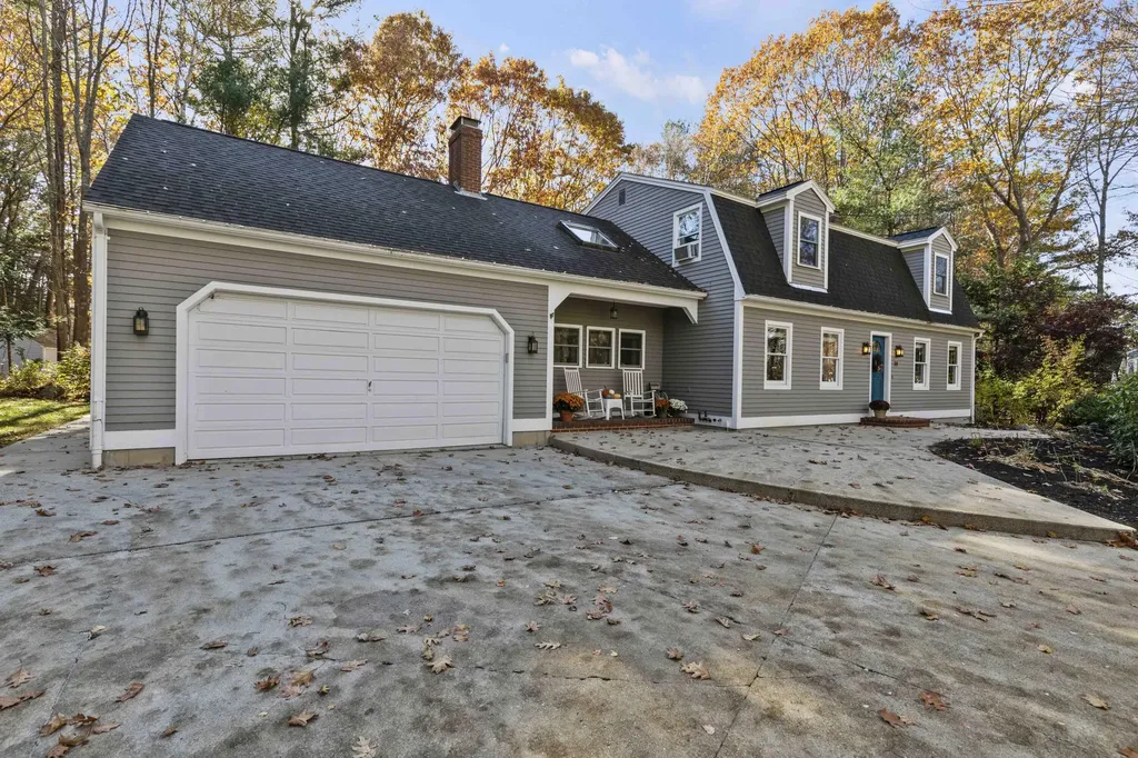 14 Fairway Drive Scarborough ME 04074
