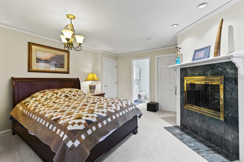 14 Fairway Drive Scarborough ME 04074