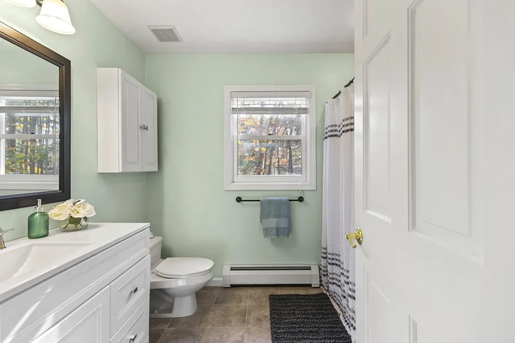 14 Fairway Drive Scarborough ME 04074