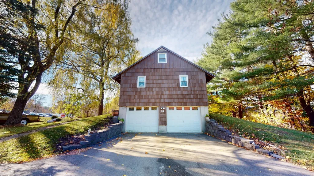 20 Harkins Drive Lewiston ME 04240