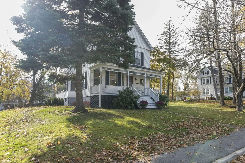 222 North Street Bath ME 04530