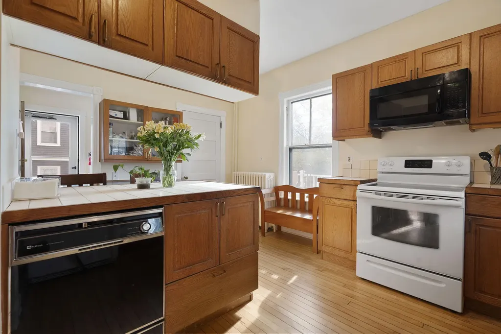 222 North Street Bath ME 04530