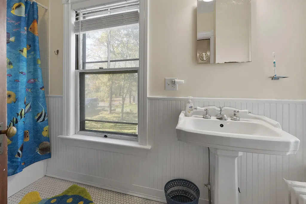 222 North Street Bath ME 04530