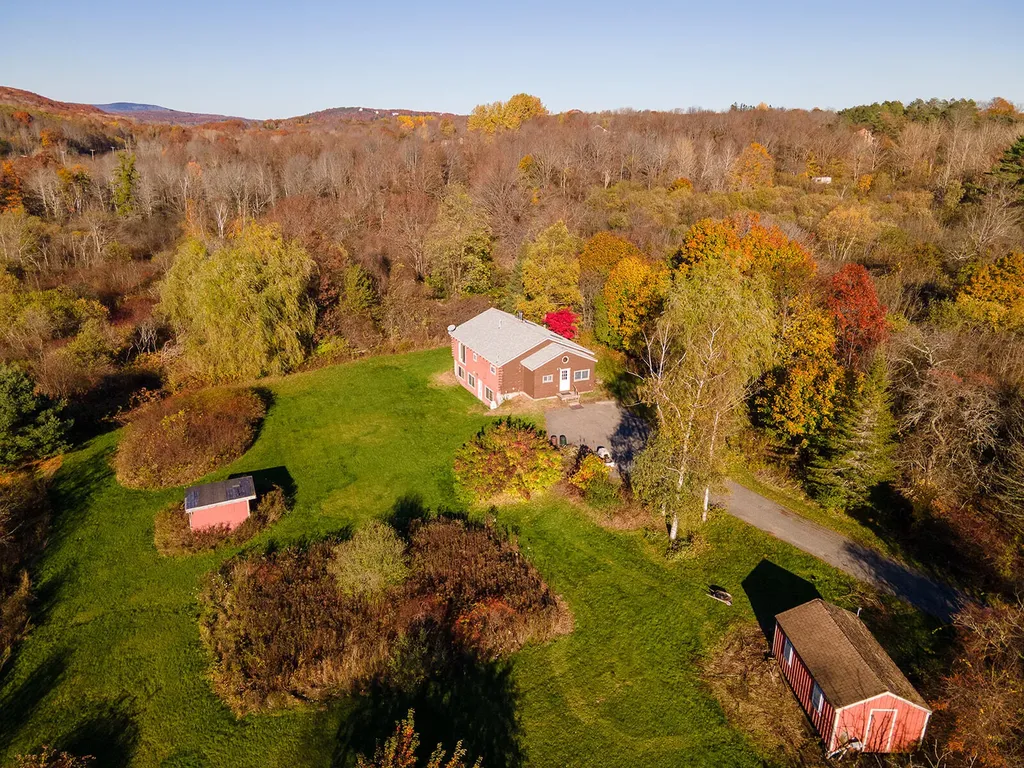 52 Sherer Lane Rockland ME 04841