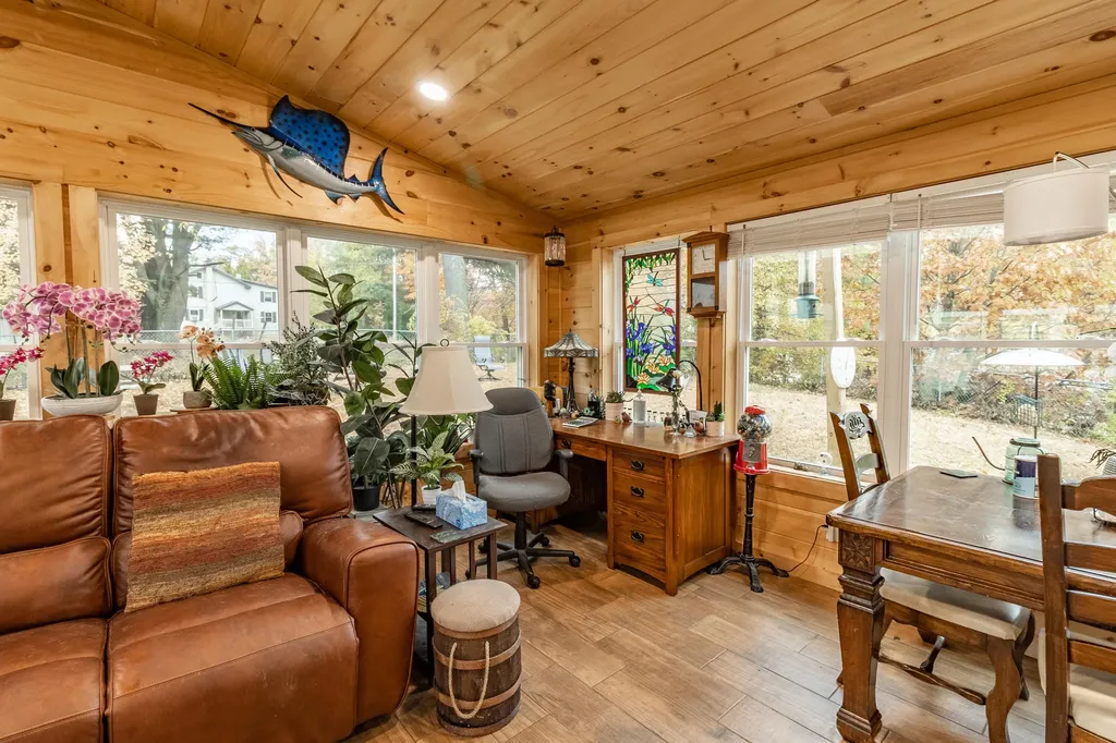40 Enfield Street Auburn ME 04210