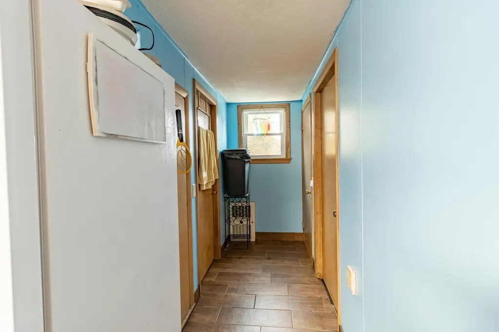 40 Enfield Street Auburn ME 04210