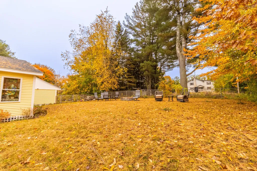 40 Enfield Street Auburn ME 04210
