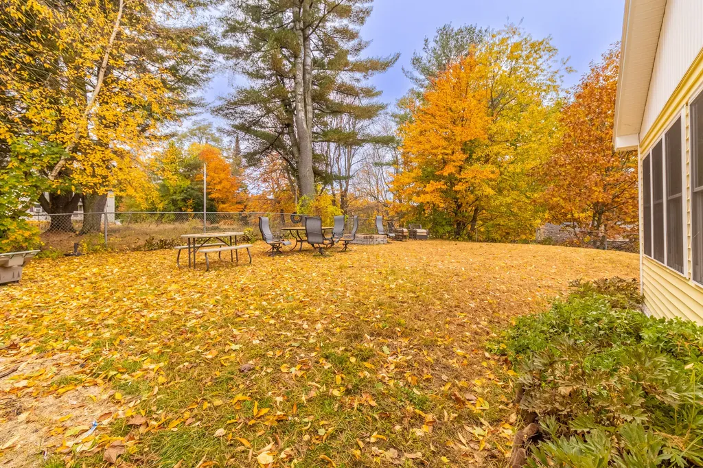 40 Enfield Street Auburn ME 04210