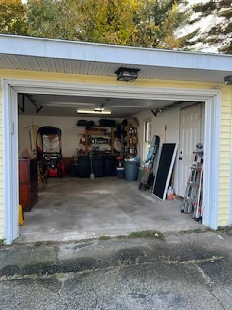 40 Enfield Street Auburn ME 04210