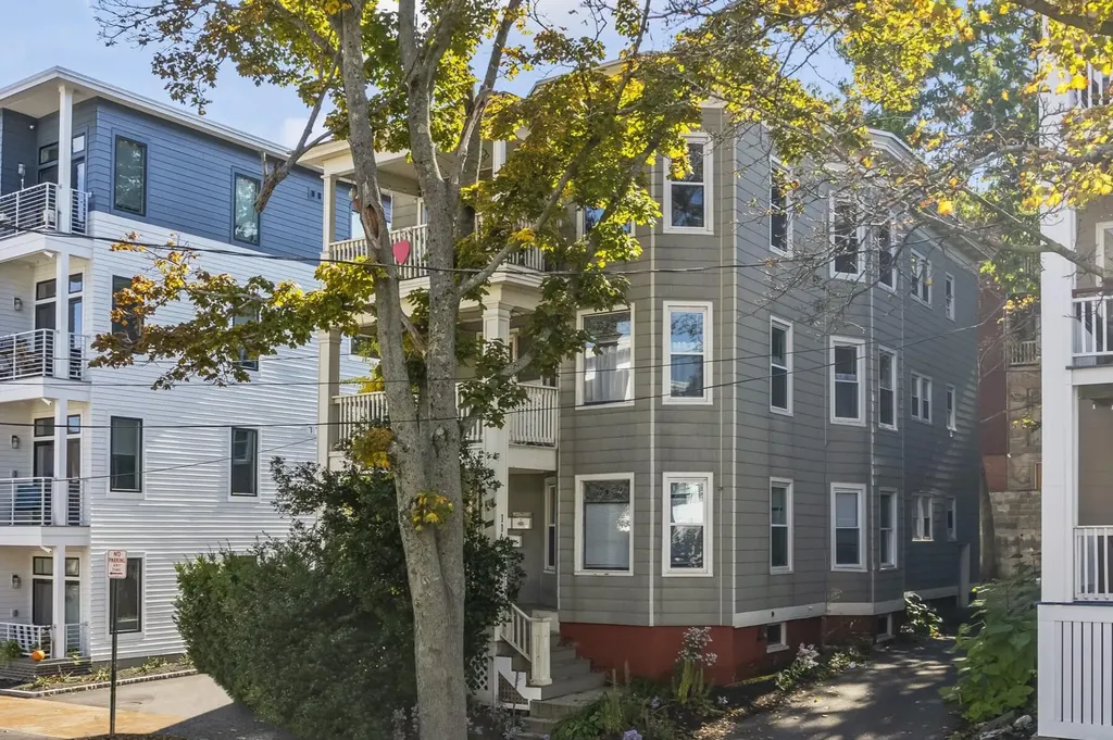116 Grant Street Portland ME 04101