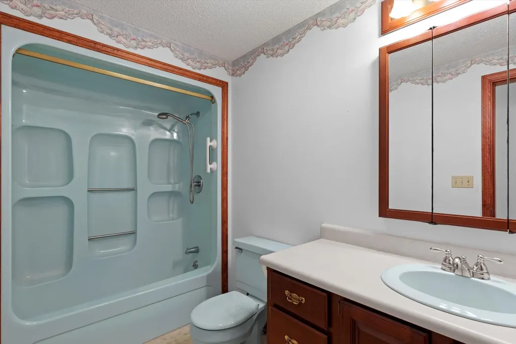 77 Gurnet Landing Road Harpswell ME 04079