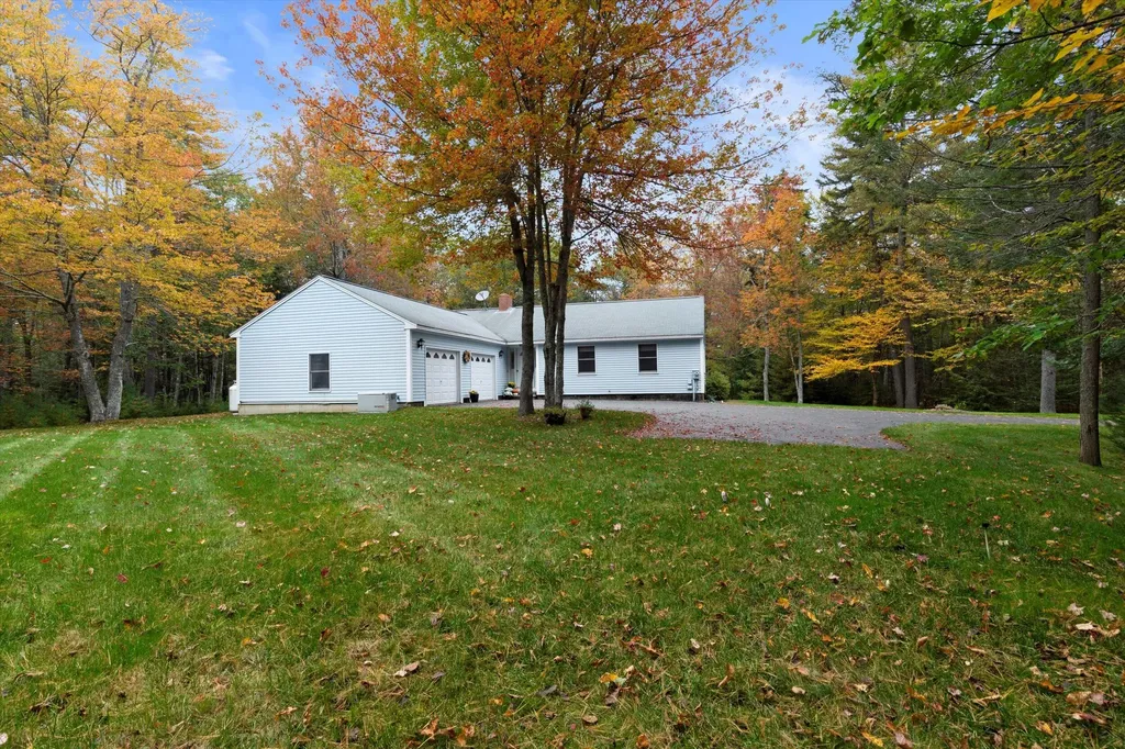 77 Gurnet Landing Road Harpswell ME 04079