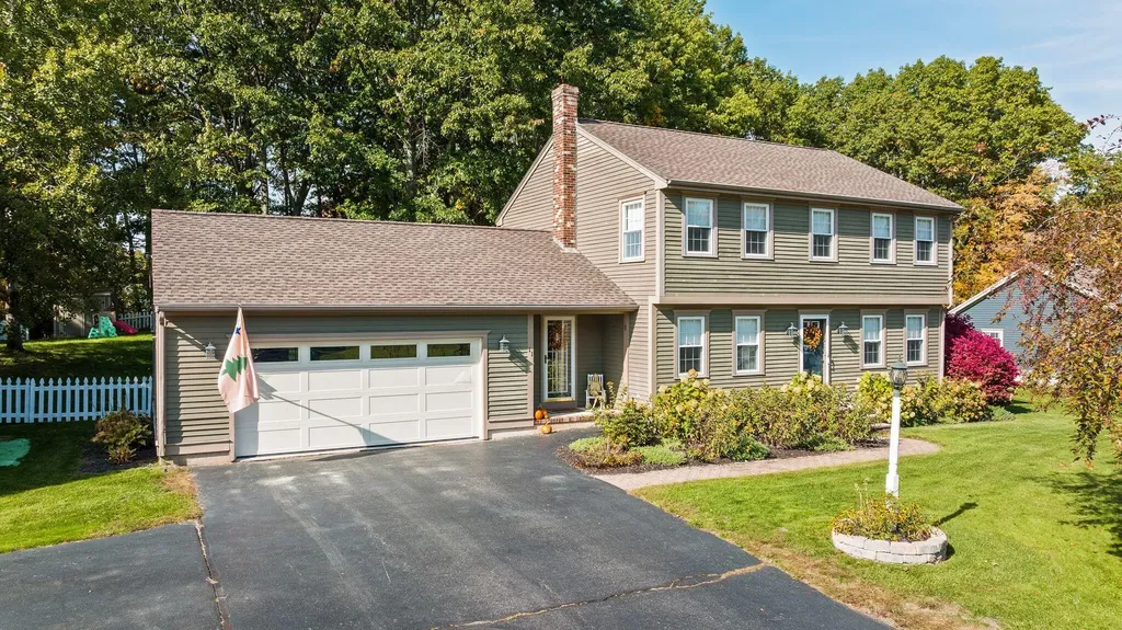 11 Thatcher Brook Lane Biddeford ME 04005