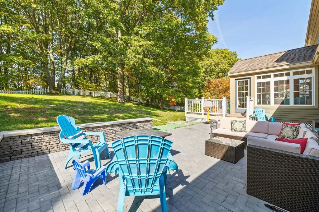 11 Thatcher Brook Lane Biddeford ME 04005