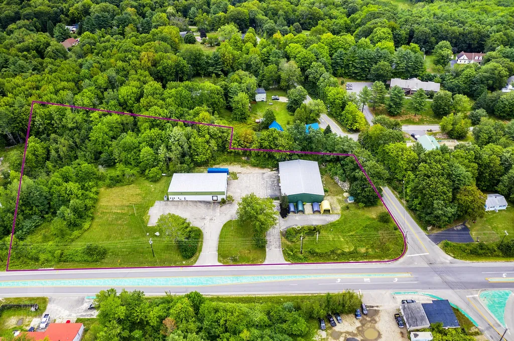 233 Roosevelt Trail Windham ME 04062