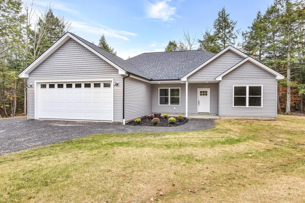 142 Rockwood Estates West Gardiner ME 04345