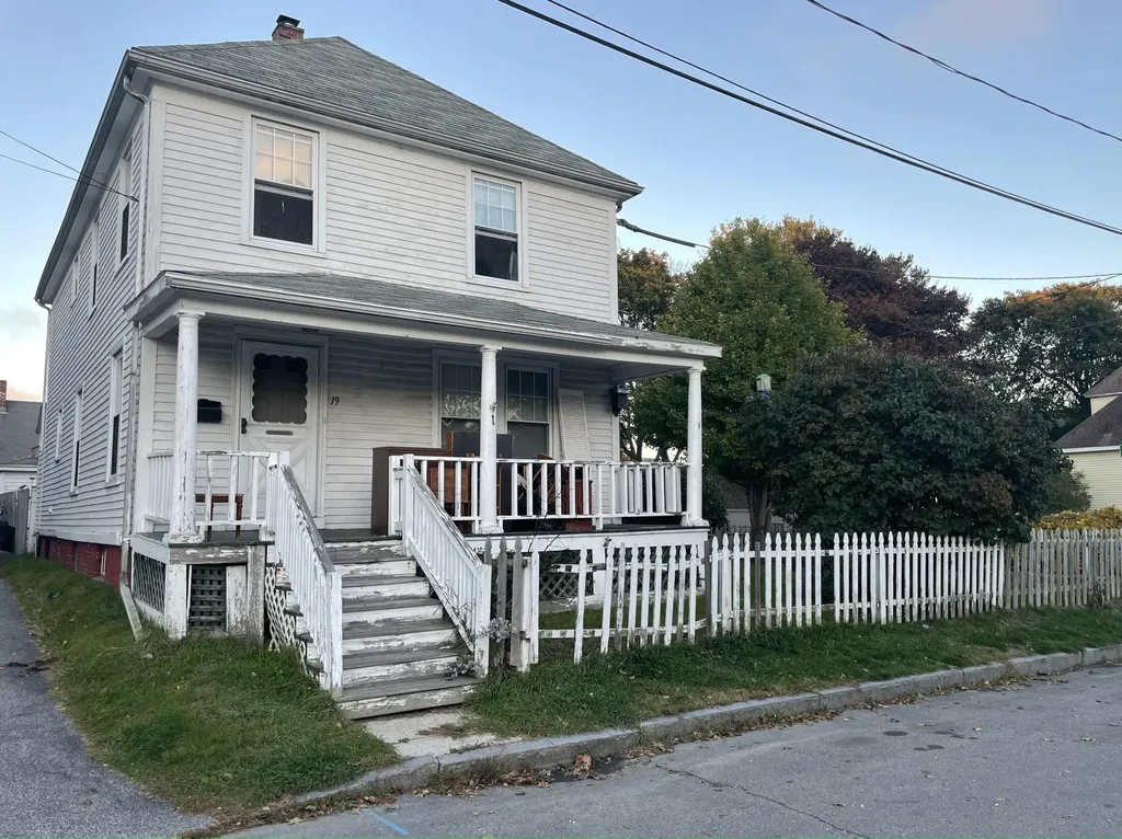 19 Olympia Street Portland ME 04103
