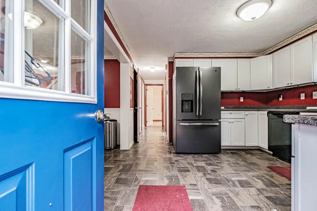 5 Harding Way Kennebunk ME 04043