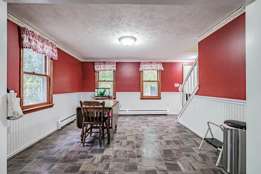 5 Harding Way Kennebunk ME 04043