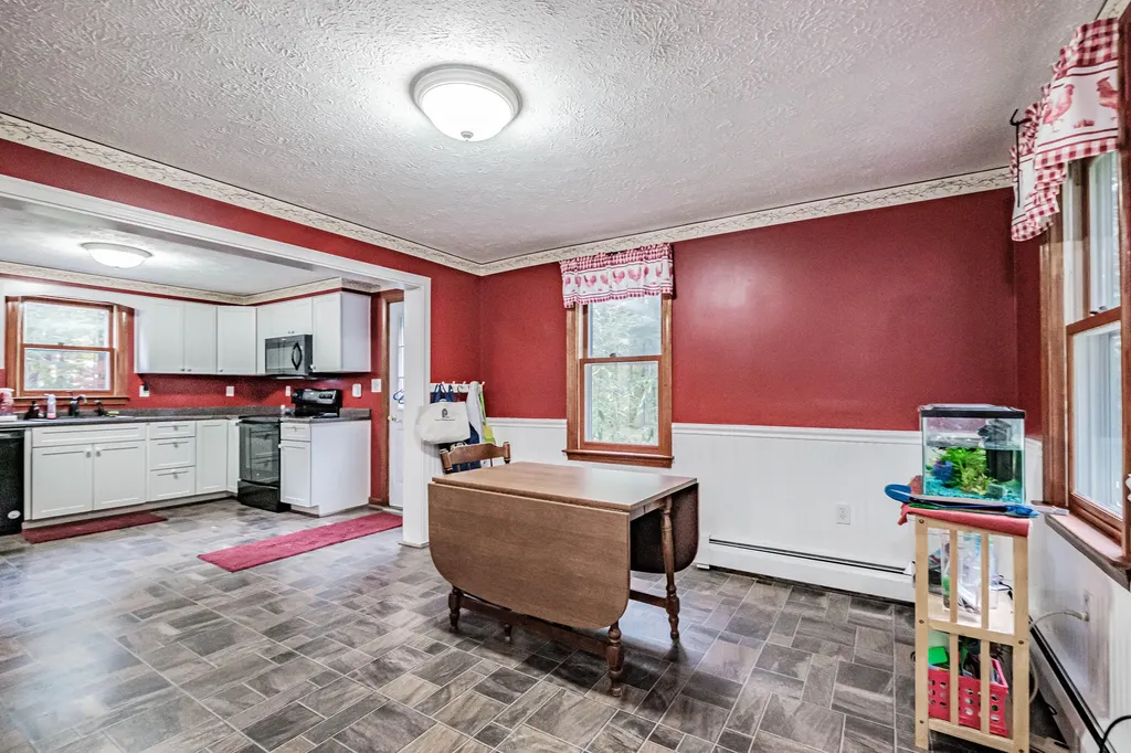 5 Harding Way Kennebunk ME 04043