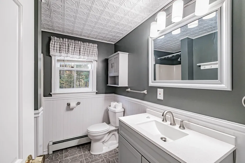 5 Harding Way Kennebunk ME 04043