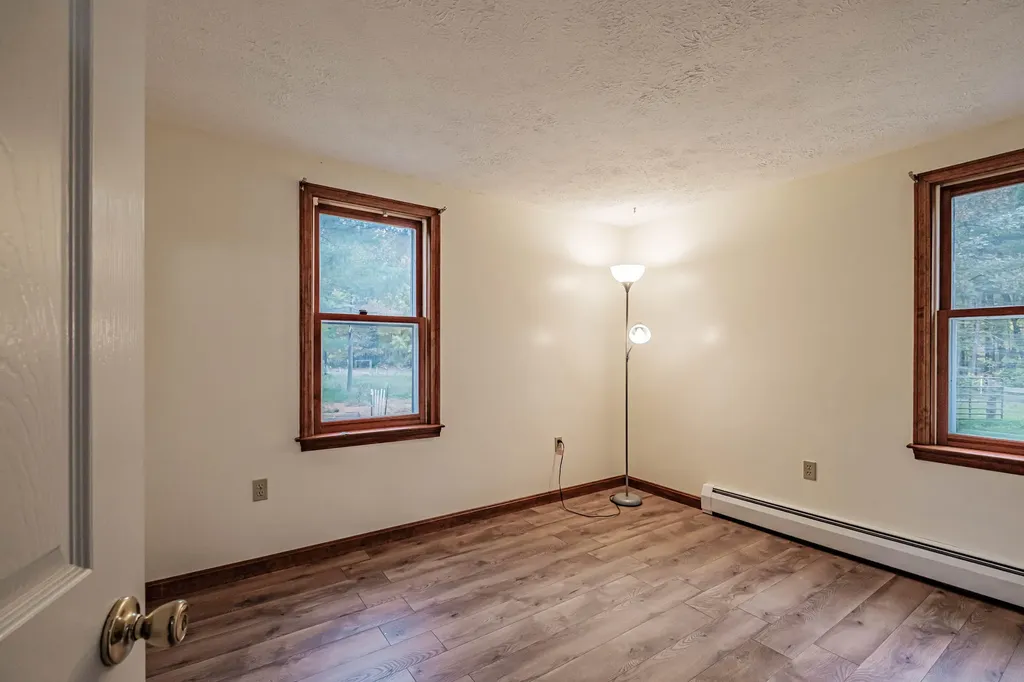 5 Harding Way Kennebunk ME 04043