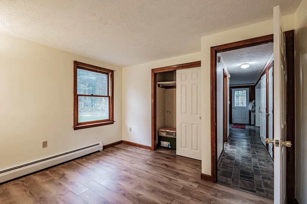 5 Harding Way Kennebunk ME 04043
