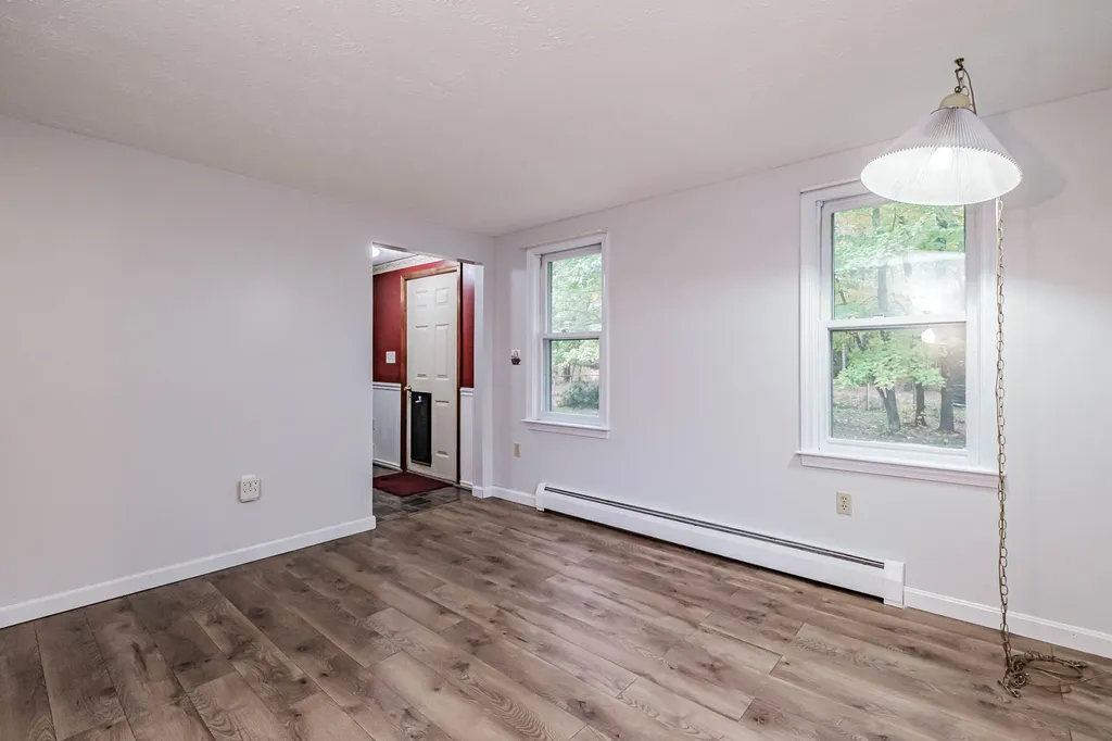5 Harding Way Kennebunk ME 04043