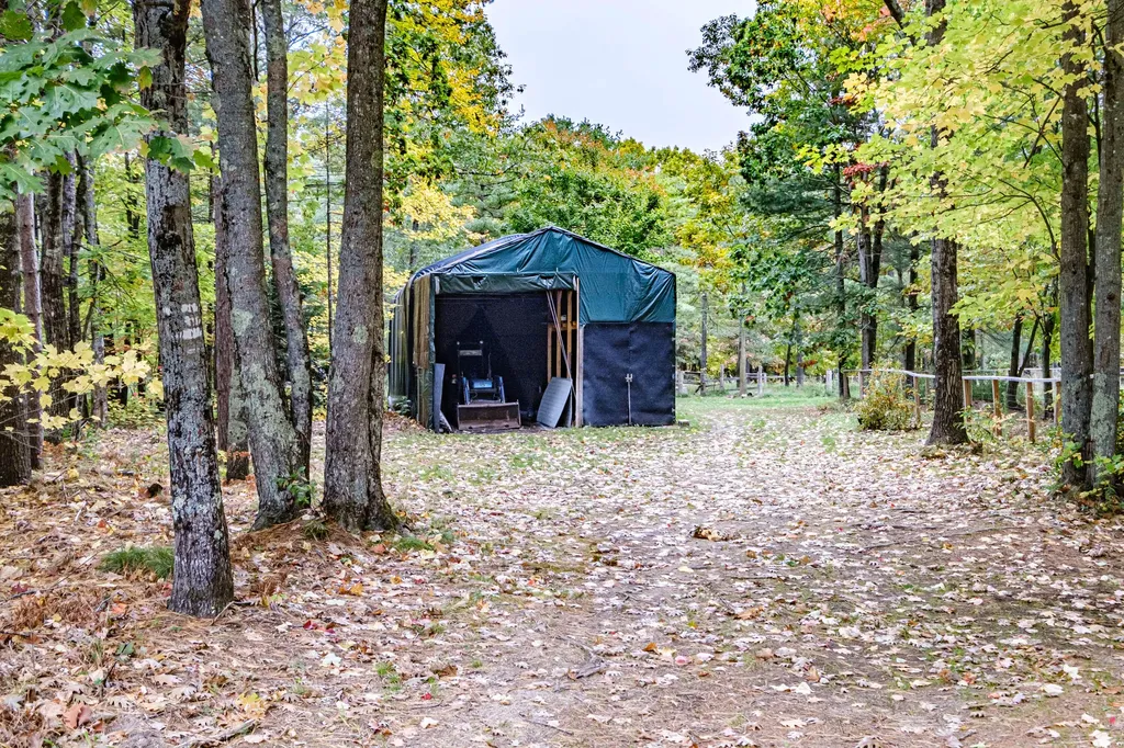 5 Harding Way Kennebunk ME 04043